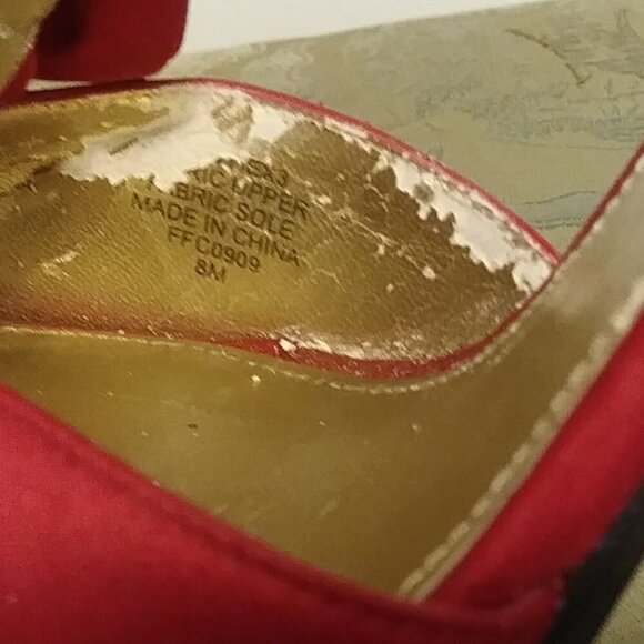 Fancy Dress Women's Nine West Red Heels - Size 8M - Picture 14 of 14